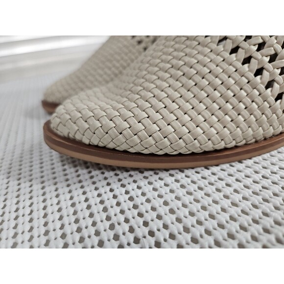 Time And Tru Women Ivory White Woven Memory Foam Comfort Block Heels Mules 9.5 - Picture 8 of 12